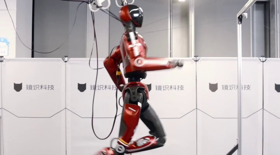 Bolt: China’s New Fastest Humanoid Robot is Speed King of Robotics